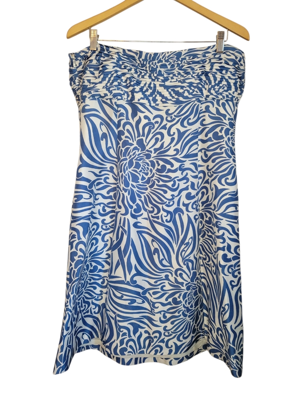 ​Ann Taylor 100% Silk Blue White Floral Strapless Ruched Cocktail Dress Size 12